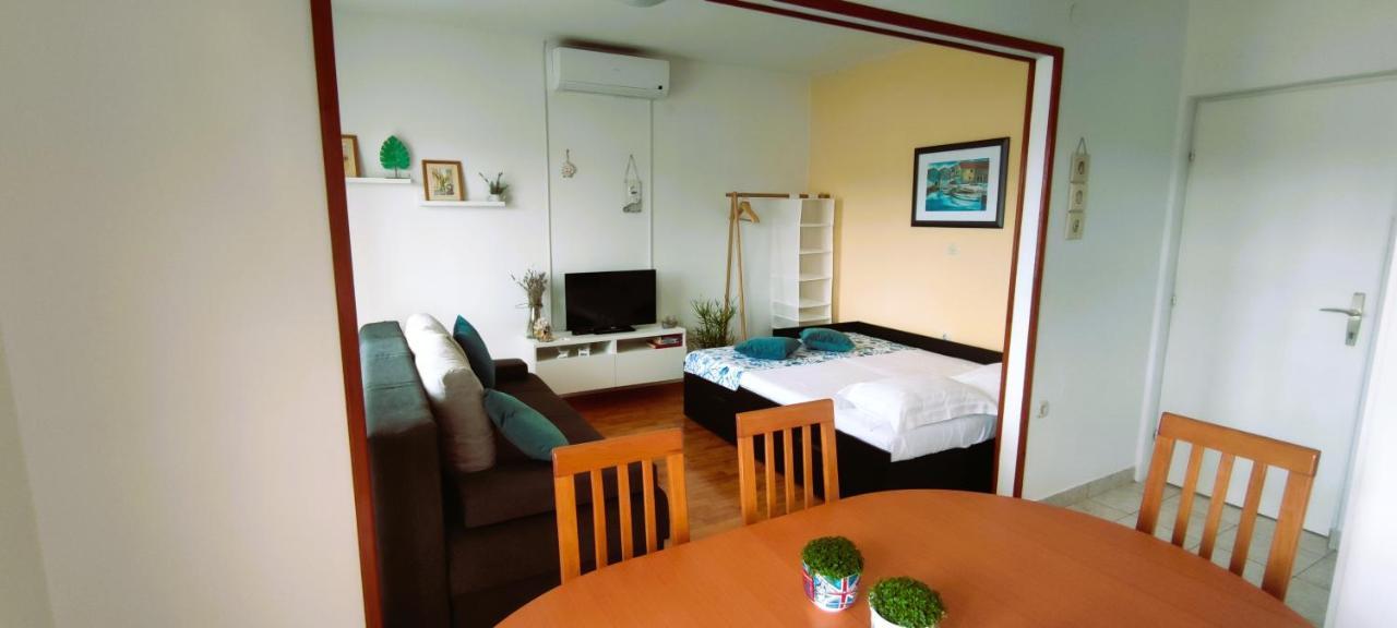 Apartments Senka ヴィガニ エクステリア 写真
